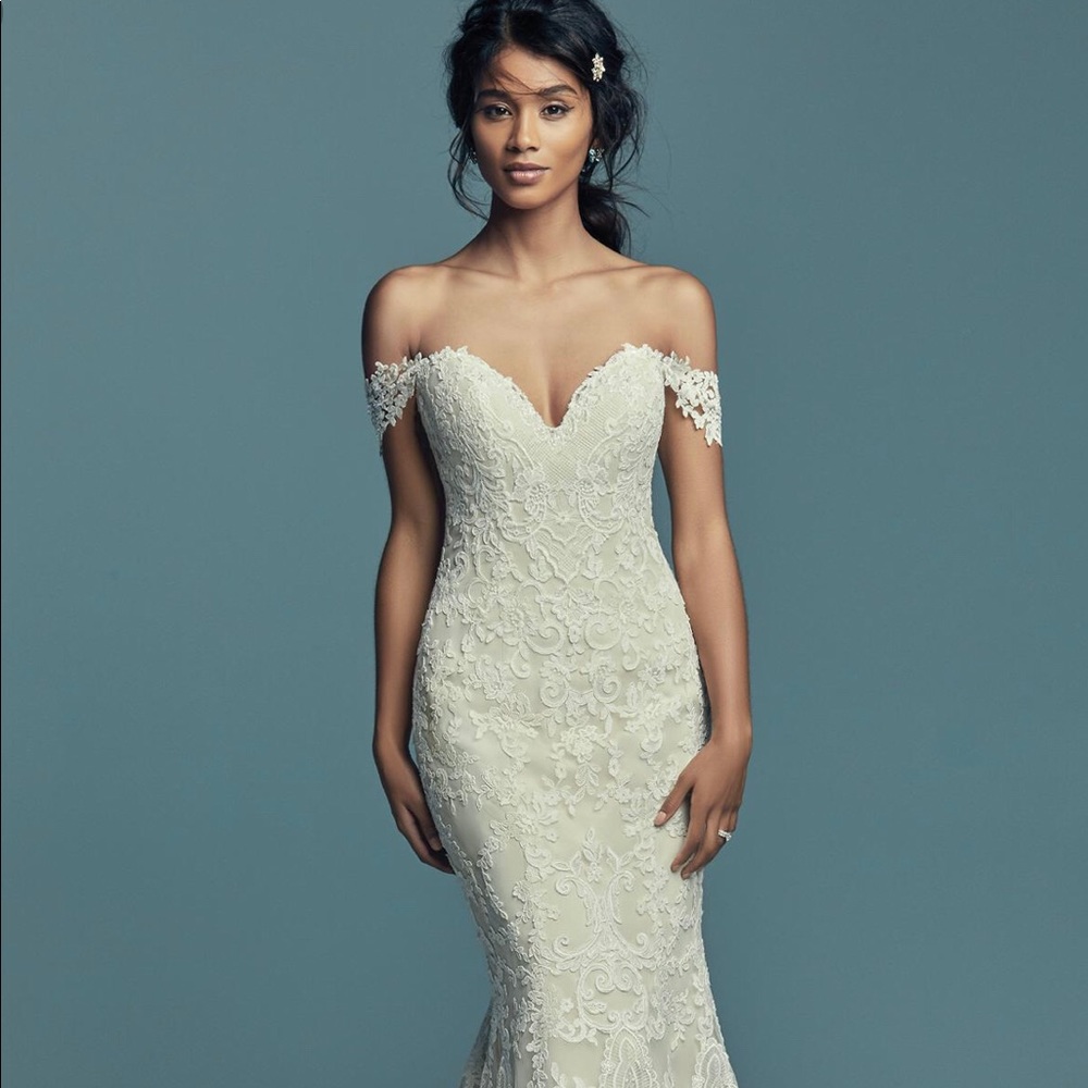 Maggie Sottero Wedding Dress